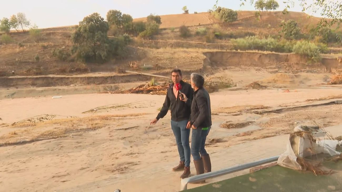 Mariano Núñez, alcalde de Villamanta: "Este volumen tan brutal de agua no lo he visto jamás"