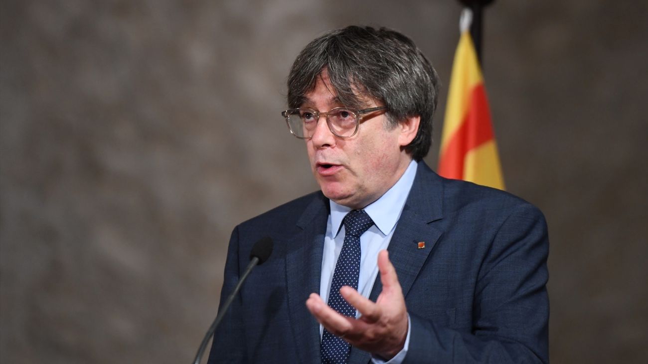 Puigdemont pide amnistía y verificar los acuerdos para negociar una investidura