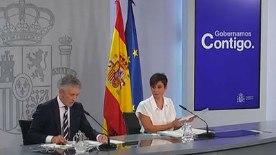 El Gobierno, sobre las exigencias de Puigdemont: “Nos separa un mundo de esas posiciones”