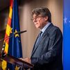 El Gobierno dice que "se abren las vías del diálogo" con Junts tras escuchar a Puigdemont