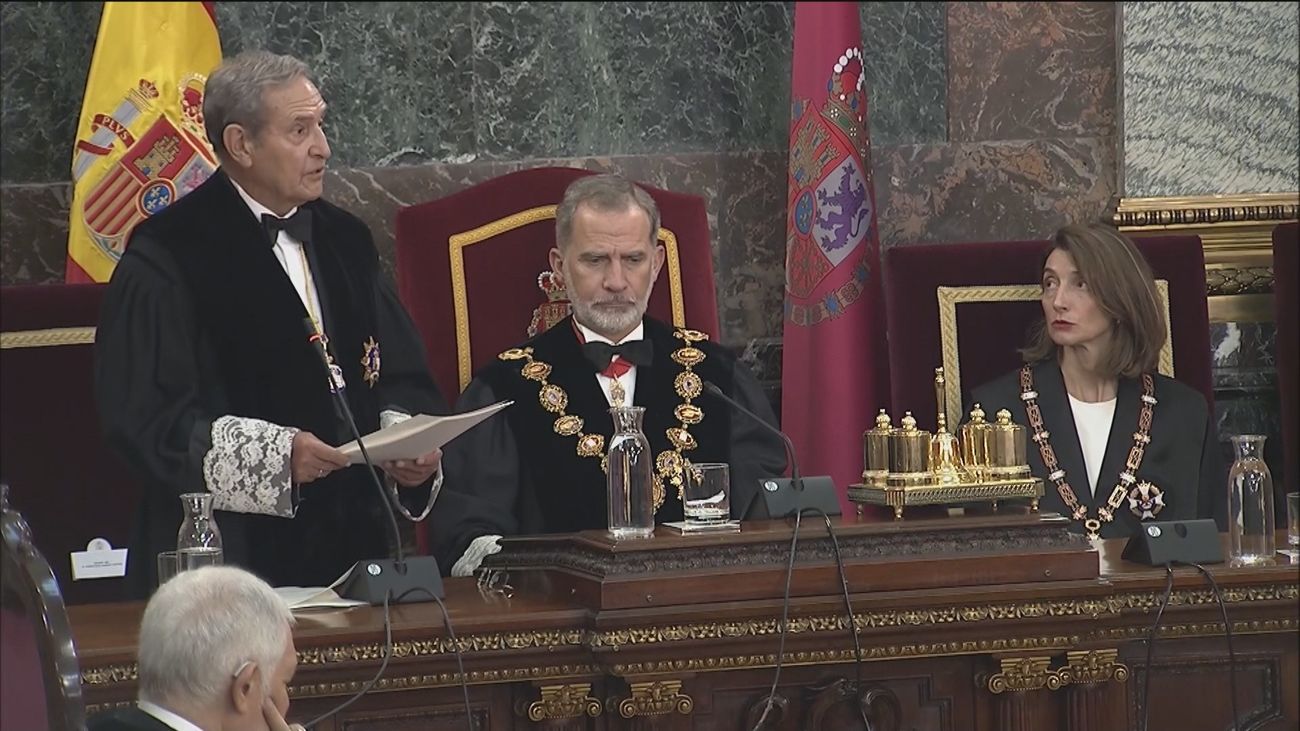 El presidente del Supremo avisa de que la democracia muere al debilitar  la Justicia