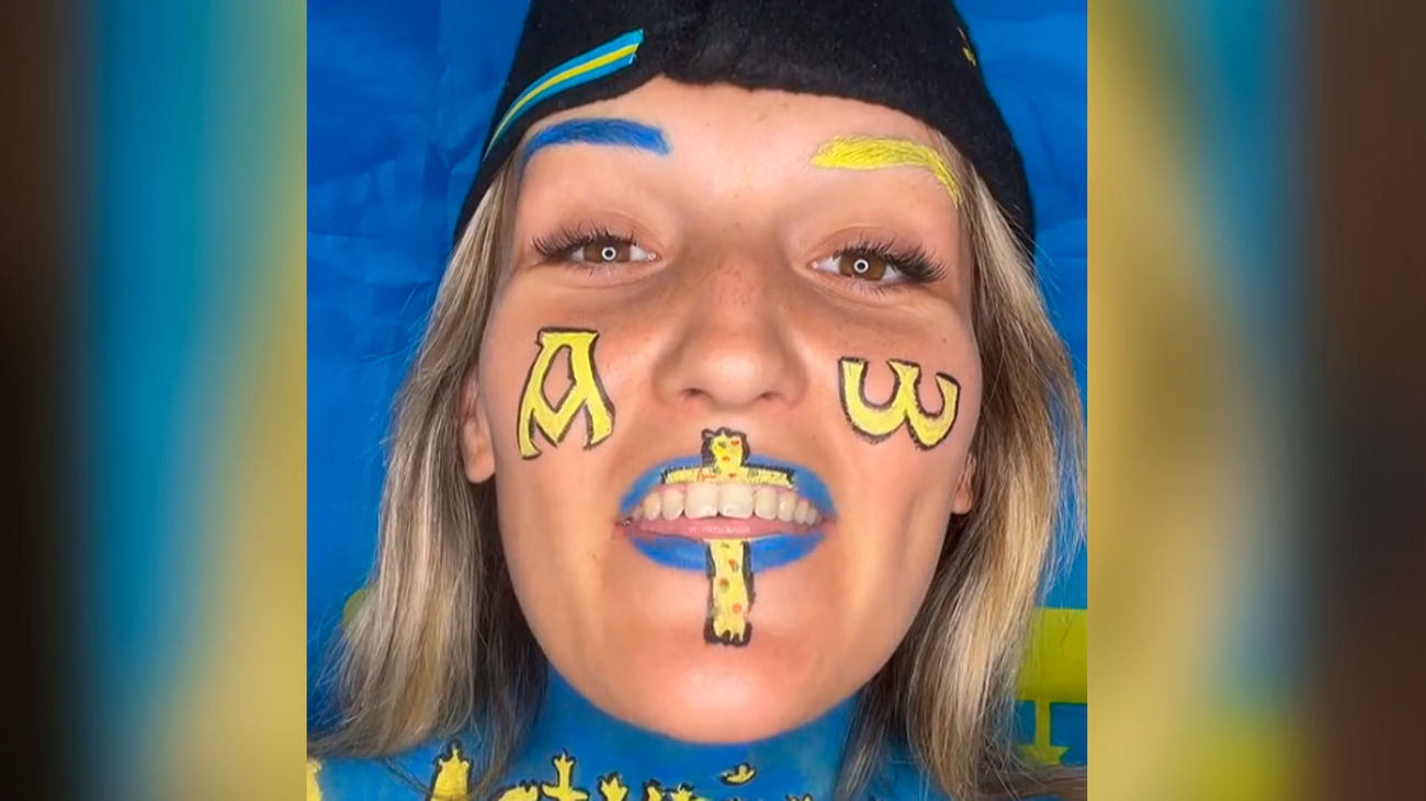 Una conocida  tiktoker revoluciona las redes felicitando a los asturianos en su día