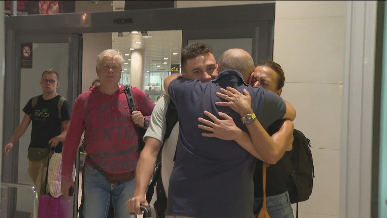 Los españoles regresan de Marruecos con el susto en el cuerpo: "Solo queríamos salir de allí"