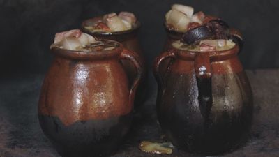 Un cocido madrileño y unas migas en Nuevo Baztán