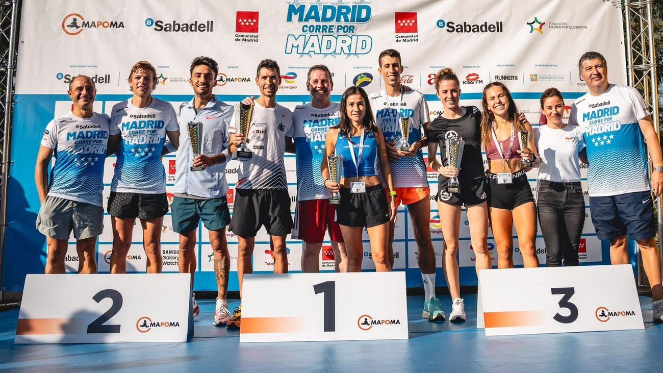 Podio masculino y femenino de la carrera Madrid corre por Madrid