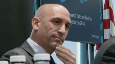 Luis Rubiales dimite como presidente de la Federación Española de Fútbol