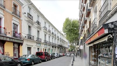 Paseo por Madrid: Lavapiés lucha por ser un barrio pacífico y tolerante, pero no le dejan serlo