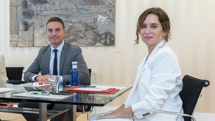 Isabel Díaz Ayuso y Juan Lobato / EFE