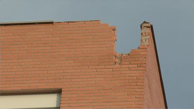 Tres rayos impactan sobre un edificio de viviendas en Vicálvaro