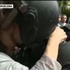 Un policía del 1-O denuncia el beso no consentido de una mujer durante el dispositivo contra el referéndum