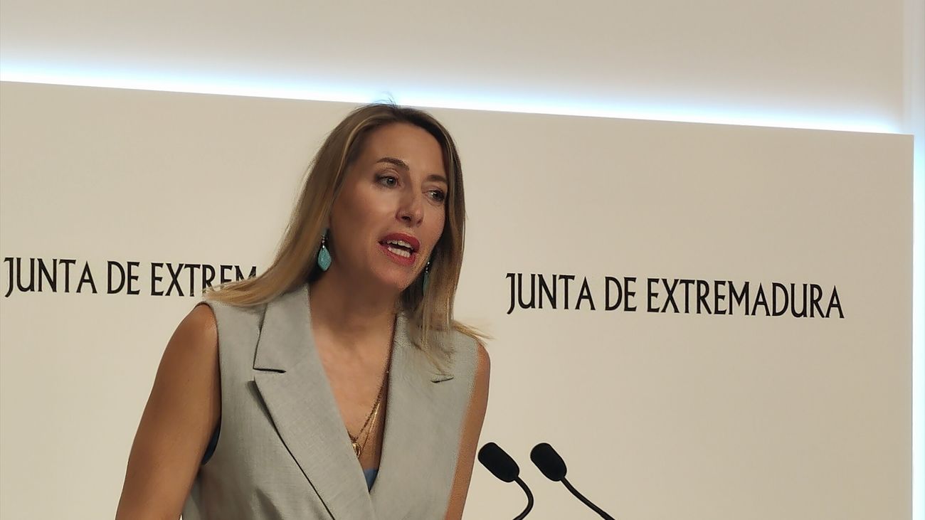 La presidenta de la Junta de Extremadura, María Guardiola