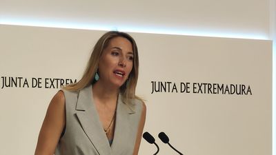 Extremadura aprueba una rebaja del IRPF y la supresión del Impuesto de Patrimonio