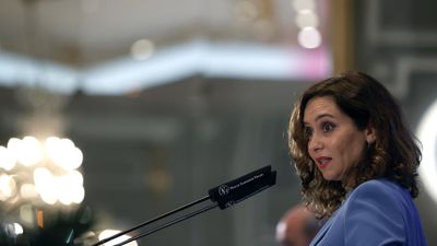 Ayuso dice que no hay "mayor traición" que la amnistía y acusa a Sánchez de cambiar "votos por impunidad"