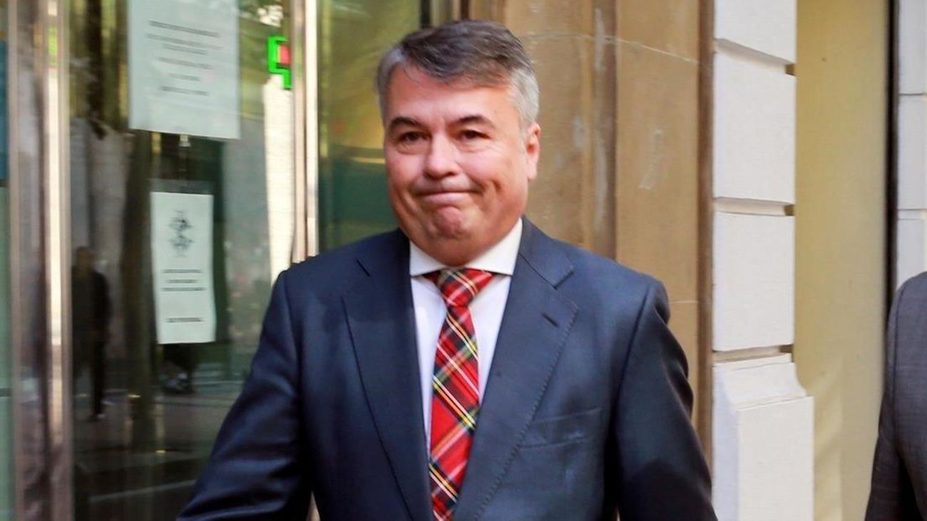 El abogado de La Manada da "las gracias" a Irene Montero por lograr rebajar la pena a uno de los condenados