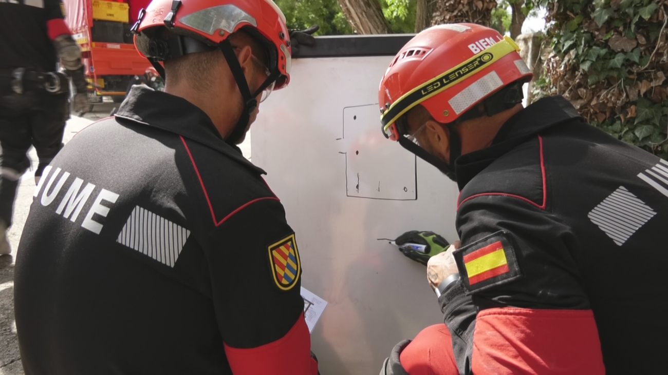 El primer batallón de la UME en Madrid, preparado para partir a Marruecos