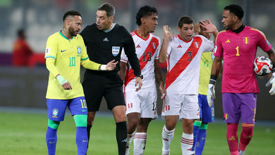 Brasil gana a Perú con un gol de Marquinhos 'in extremis'