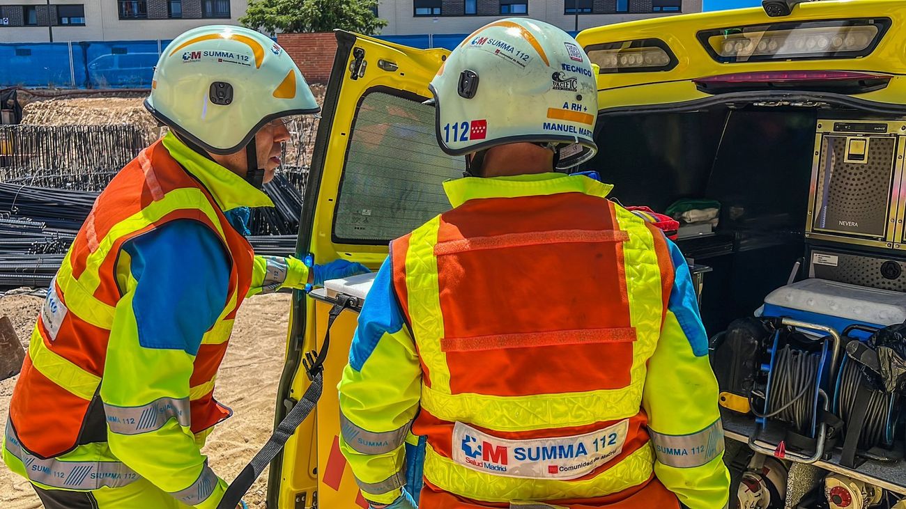 Herido grave un trabajador al caerle encima un palé de planchas de pladur en Getafe