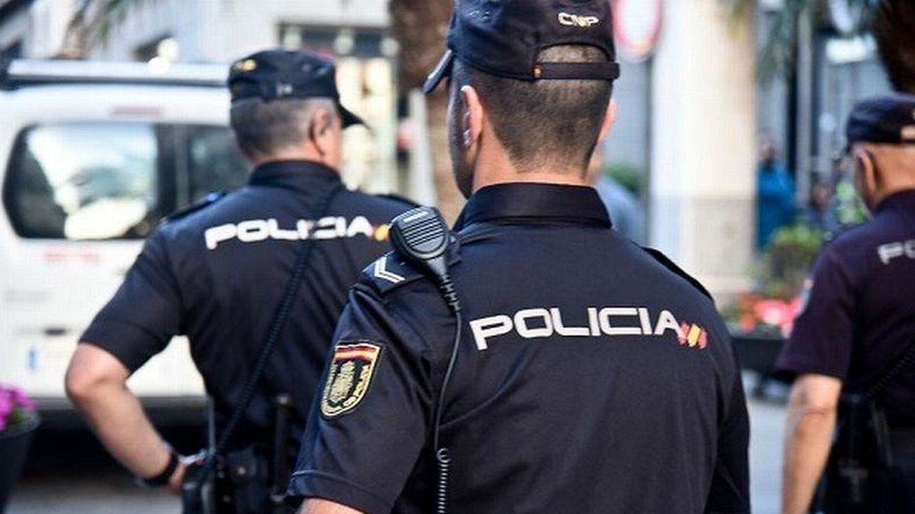 Claves de las oposiciones 2023 para optar a 2.458 plazas de la Policía Nacional