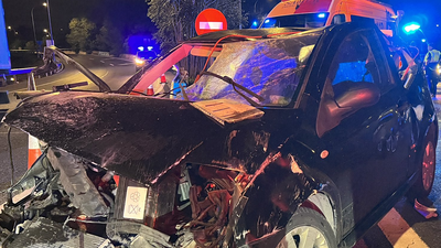 Un hombre en estado muy grave tras salir despedido de su coche en la A-3