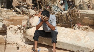 Los brotes de enfermedades se suman a la devastación en Libia
