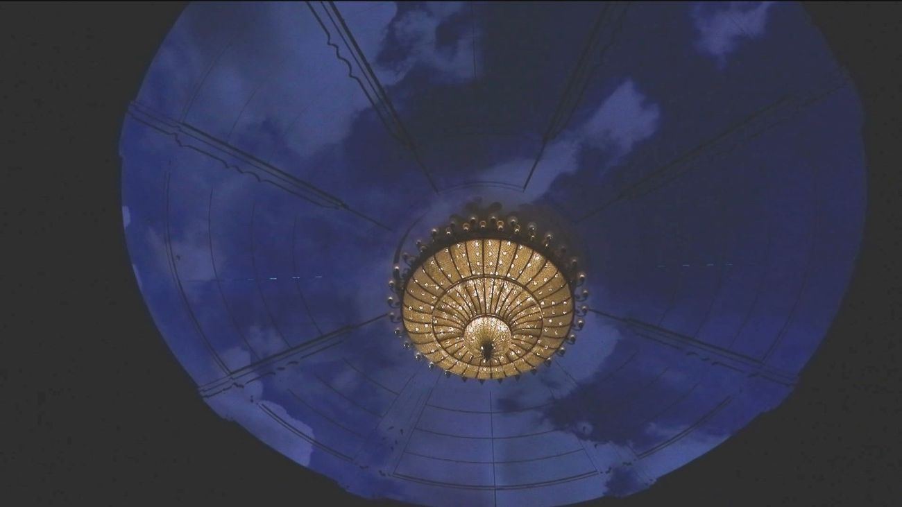 Jaume Plensa abre una "ventana" al "cielo de Madrid" en el techo del Teatro Real