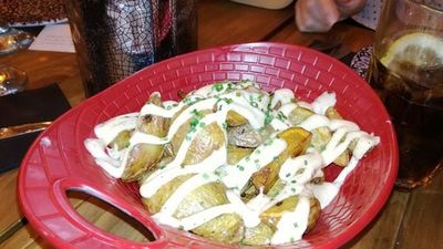 Rosi La Loca logra el segundo premio a las mejores patatas bravas del mundo