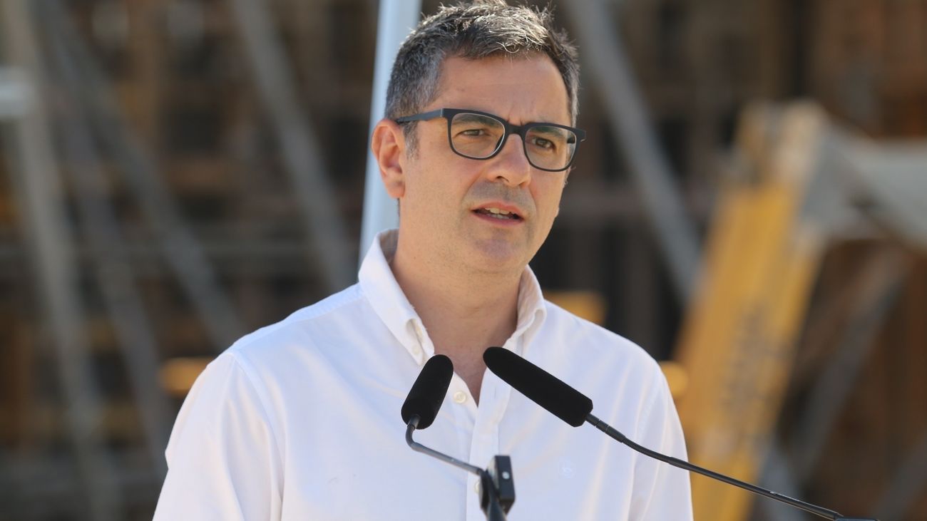 Bolaños llama a Feijóo “líder provisional” del PP y le acusa de “forzar una investidura de mentira”