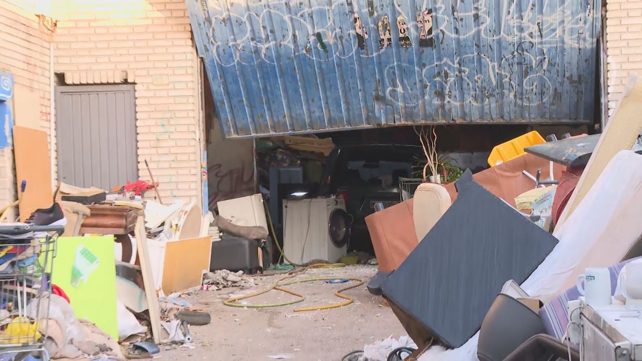 Regresan los okupas a la nave incendia  este fin de semana en Torrejón de Ardoz