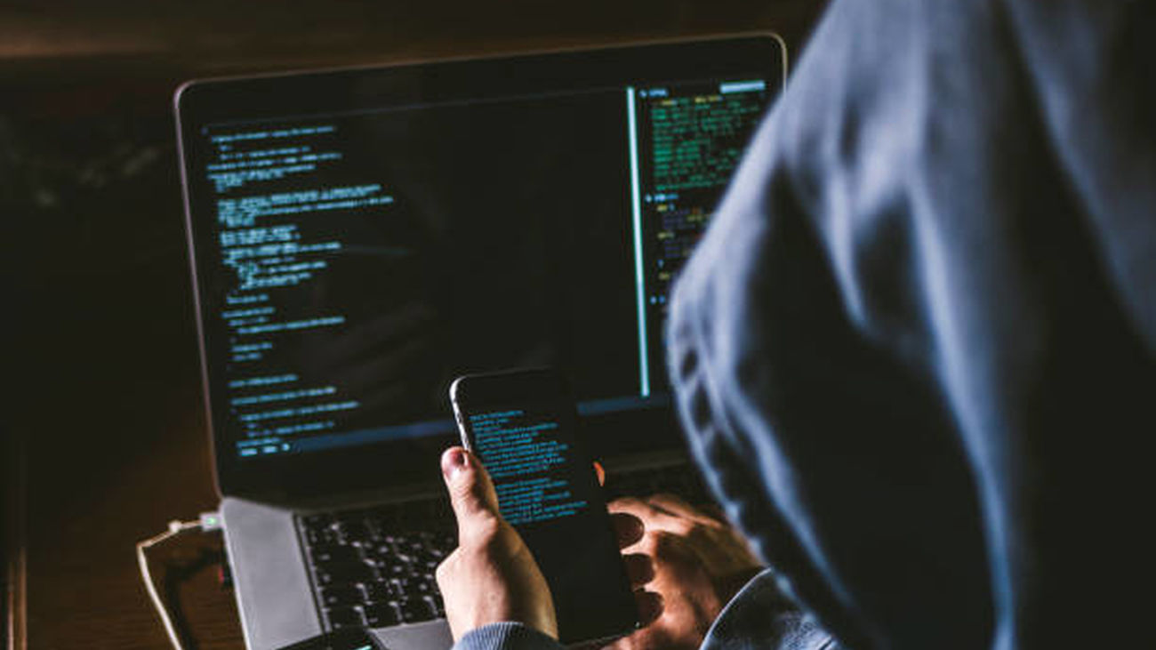 Detenido un estudiante en Madrid por obtener imágenes de contenido sexual de una menor de Palma