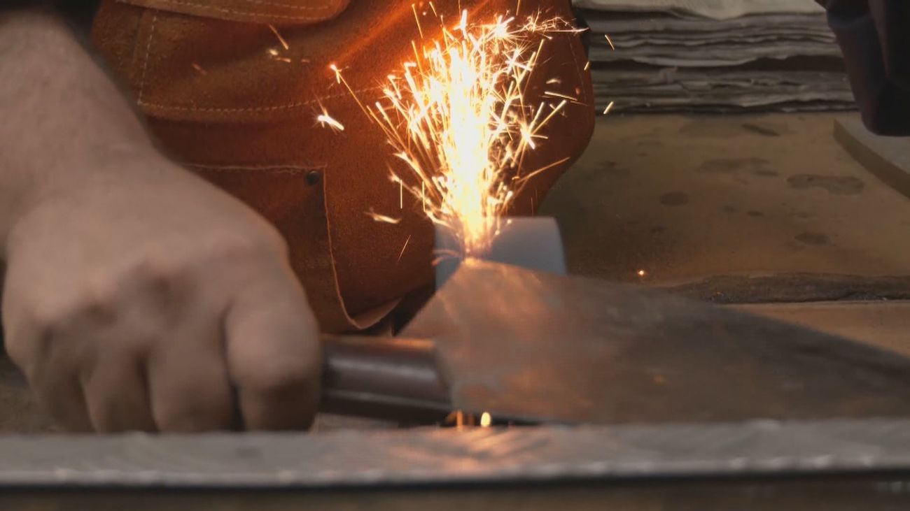 ¿Qué es un vaciador de cuchillos? Conoce a uno de los últimos que quedan en Madrid