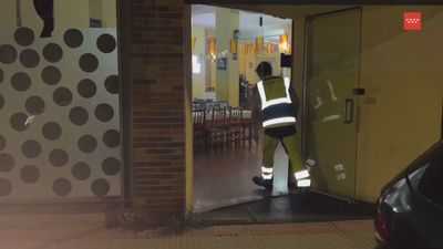 Muere atragantado mientras comía carne en un bar de Villanueva del Pardillo