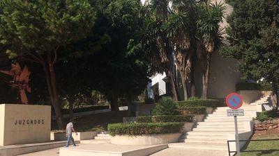 En libertad el hombre de 86 años detenido por apuñalar a su pareja, tras no poder tomarle declaración