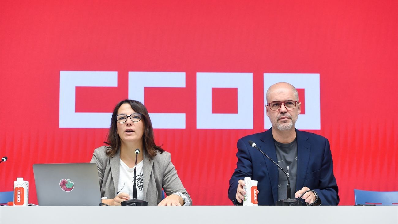 El secretario general de CCOO, Unai Sordo y la secretaria confederal de Comunicación, Empar Pablo Martínez