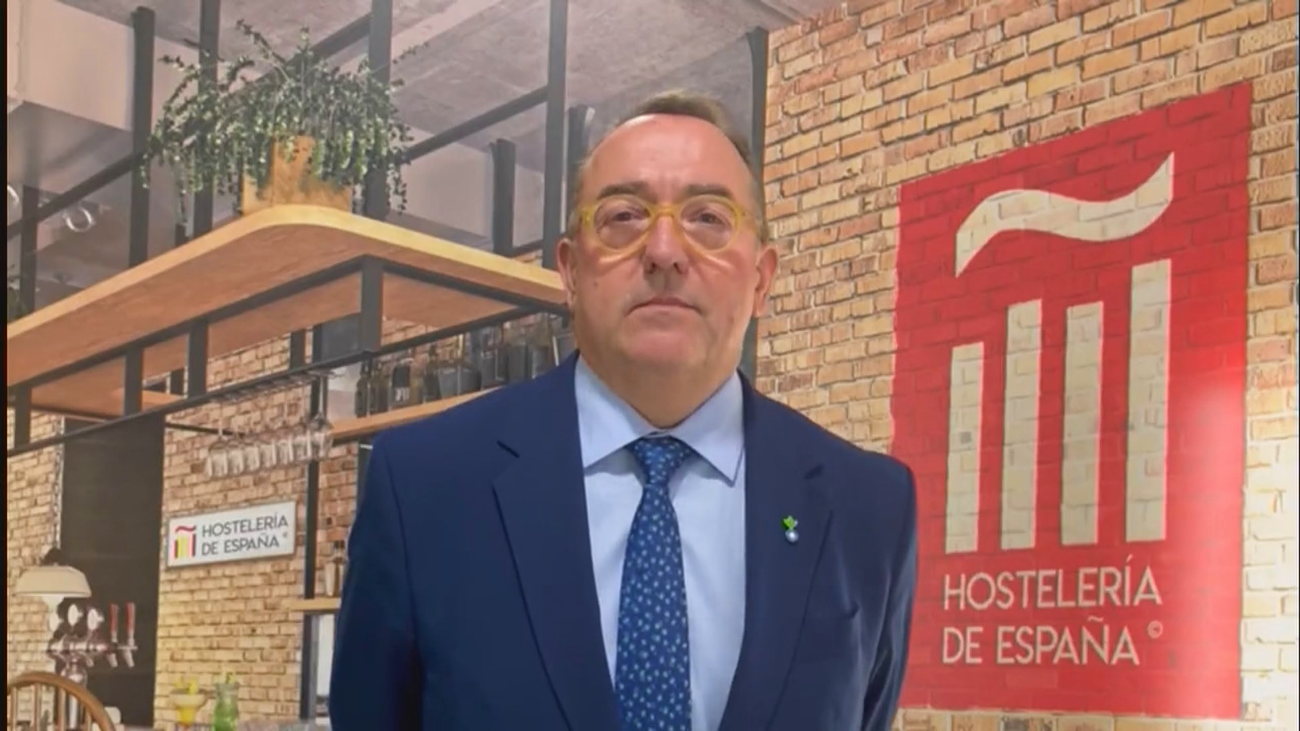El presidente de los hosteleros pide perdón por decir que “en el sector siempre se ha trabajado de 12 a 12”