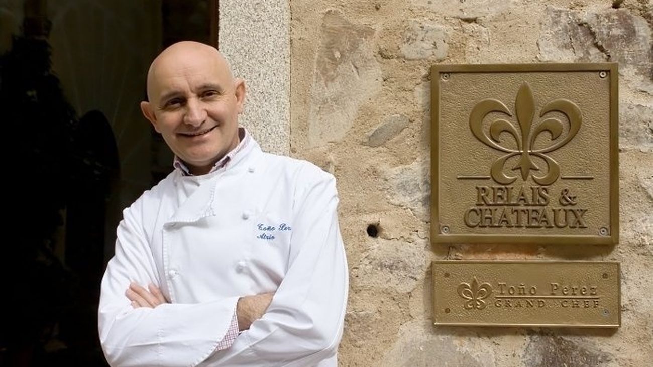 Toño Pérez, tres estrellas Michelín, se lleva el Cervantes Gastronómico de Alcalá