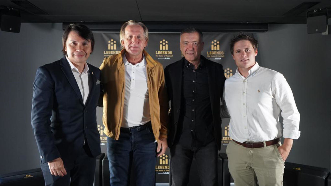 Schuster: "El derbi es una buena prueba de fuego para los dos"