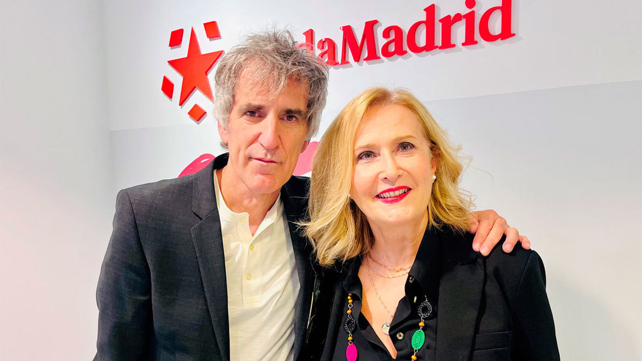 Mikel Erentxun: “Es una pena porque la música sin discos no suena igual”