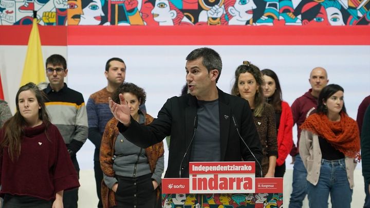 Sortu sobre la investidura de Sánchez: "Permitirá establecer el campamento base hacia la república vasca”