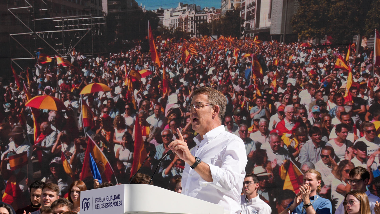 Feijóo promete defender una "España de ciudadanos libres e iguales"