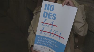 'Que no te den la lata',  la campaña para luchar contra el botellón en Madrid
