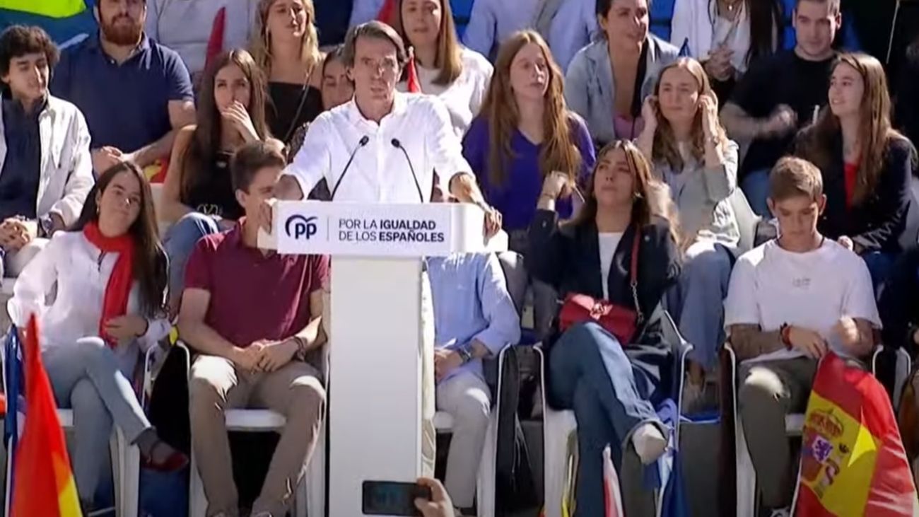 Aznar llama a alzar la voz y no inhibirse frente a la "infamia" de la amnistía