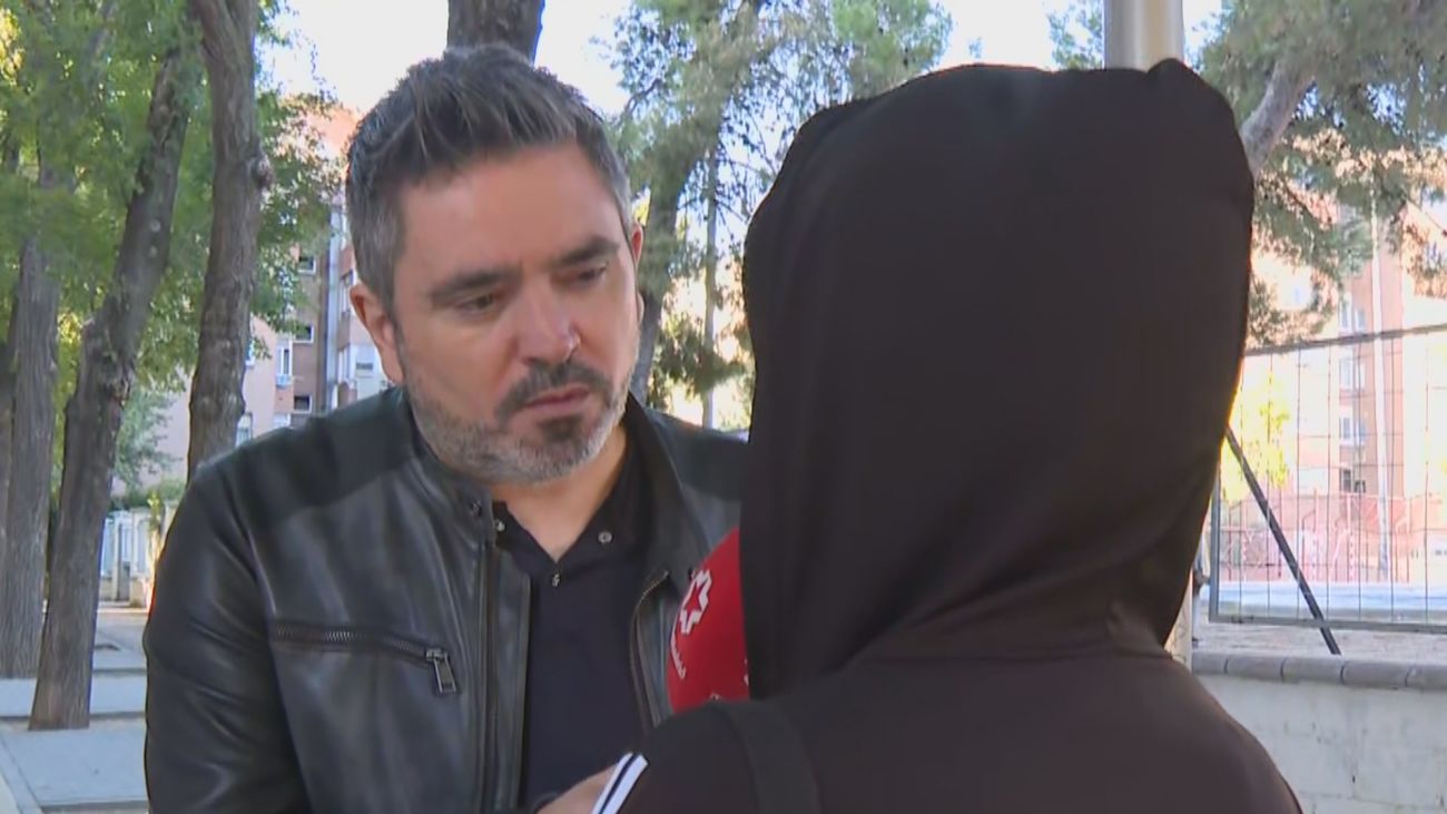 "La vi caer, ya no tenía fuerza ni para pedir ayuda", Telemadrid habla con una testigo del crimen de Villaverde