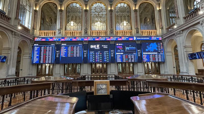 La Bolsa cae un 1,22% al cierre y retrocede a los 9.300 puntos