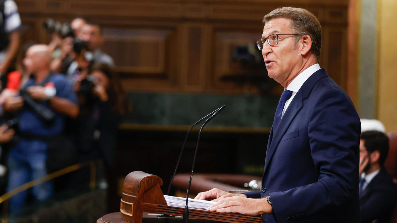 Feijóo apunta a Sánchez: "No defenderé la amnistía porque tengo principios y palabra"