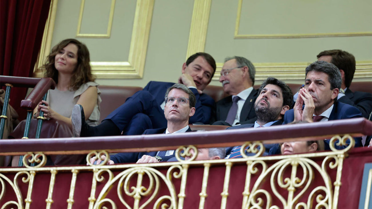 Hasta 11 barones territoriales del PP arropan a Feijoo en el Congreso