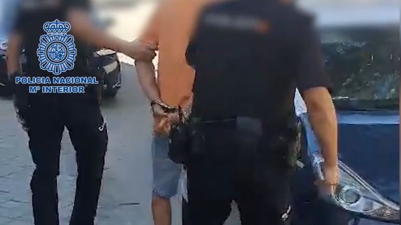 Detenido en Usera un fugitivo reclamado por intento de homicidio al novio de su expareja