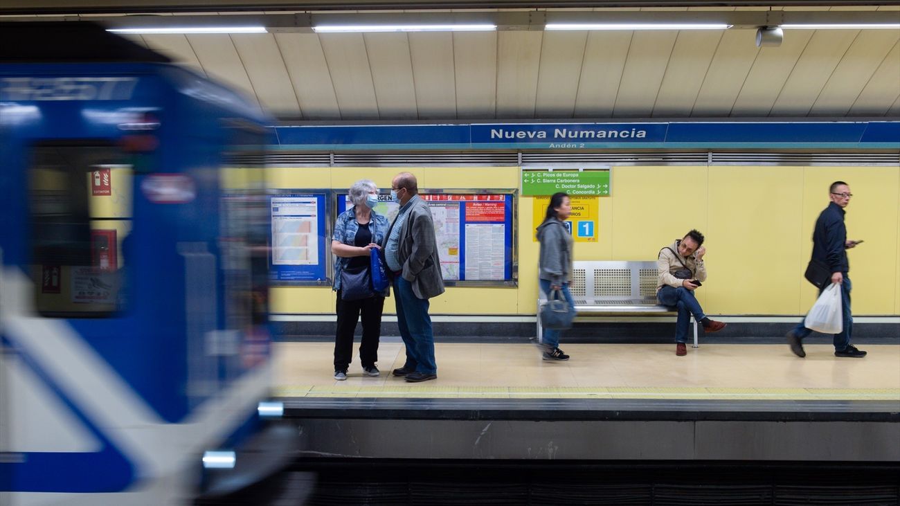 Metro se reforzará un 67% por la San Silvestre, Nochevieja y Año Nuevo