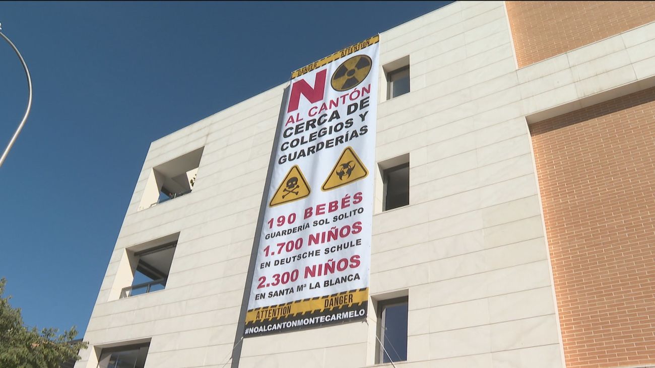 Vecinos de Montecarmelo vuelven a manifestarse este domingo tras el no del Ayuntamiento a mover el cantón