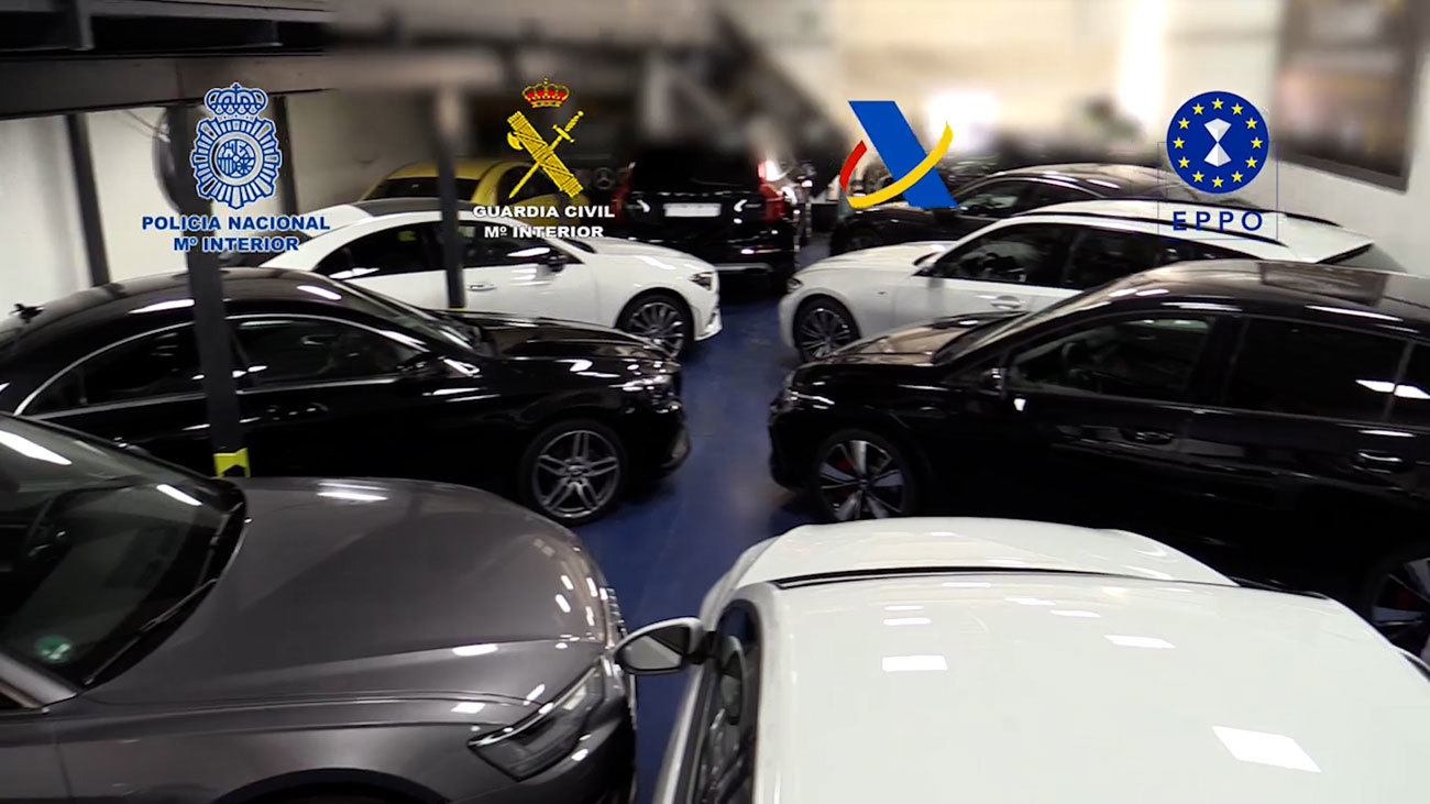 Desmantelada una red por defraudar 17 millones en el IVA de coches de alta gama