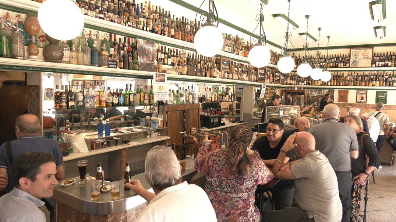 'Bodegas Casas' celebra su centenario por todo lo alto